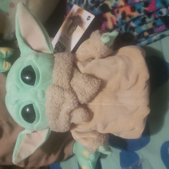 Baby Yoda items - Picture 3 of 11